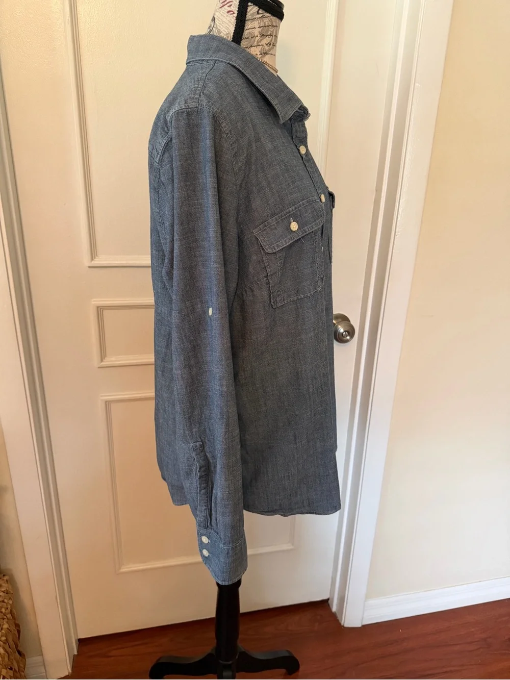 J.Crew Chambray Button Down Shirt Blue Cotton Roll Tab Sleeve XL